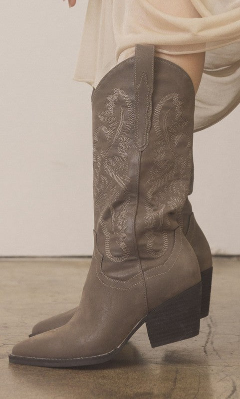 Amy - Classic Western Boot