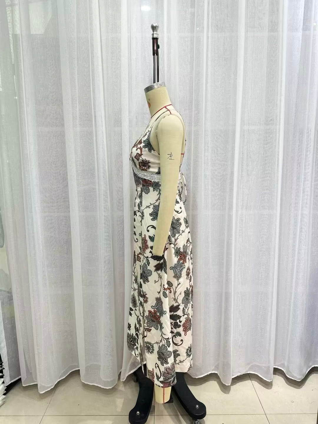 French Vintage Small Floral Backless Dress