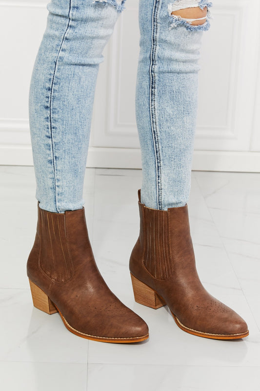 Heather's Stacked Heel Boot Chestnut